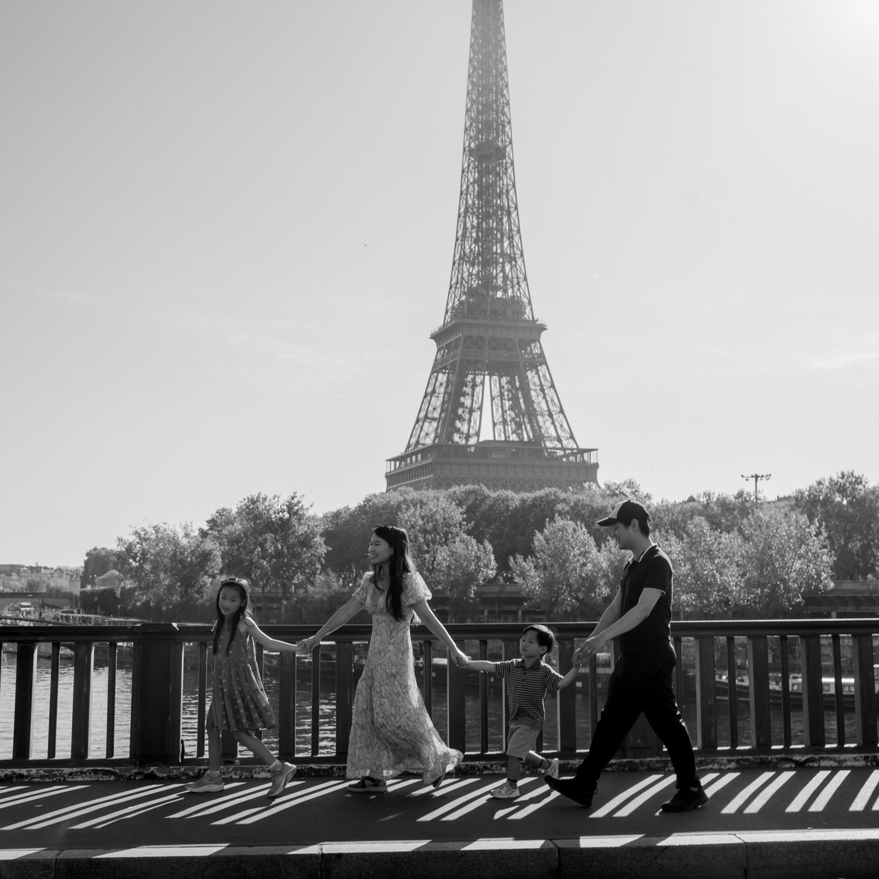 Best photo session in Paris. Photographer with 15 years of experience — Phelipe Paraense