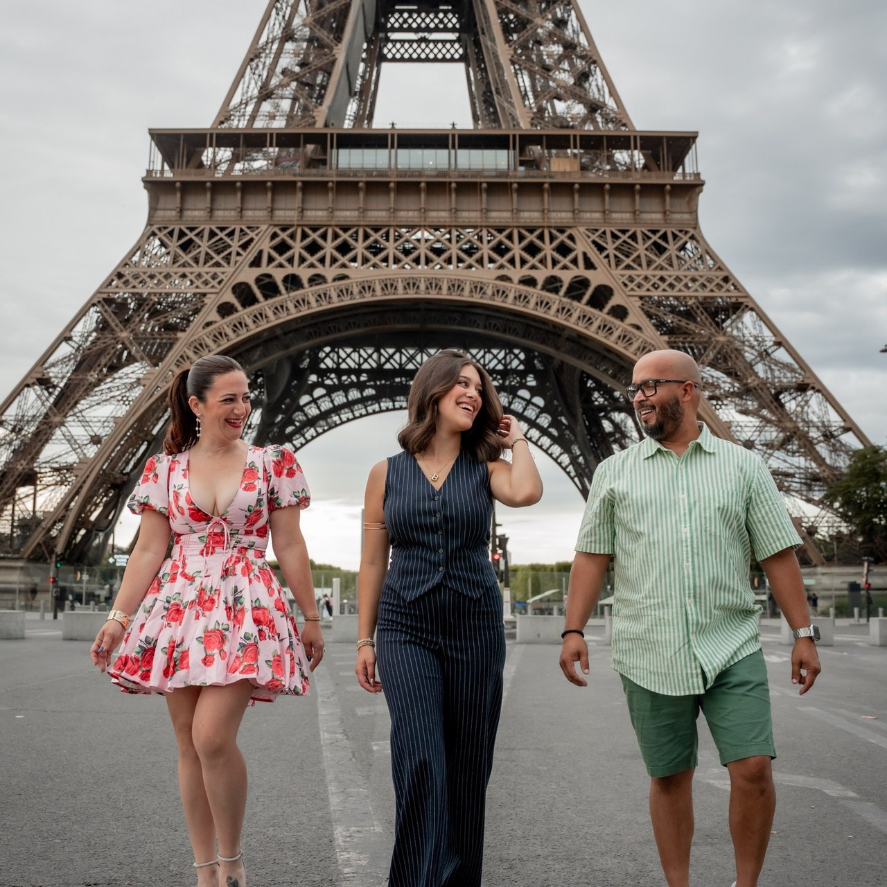 Best photo session in Paris. Photographer with 15 years of experience — Phelipe Paraense