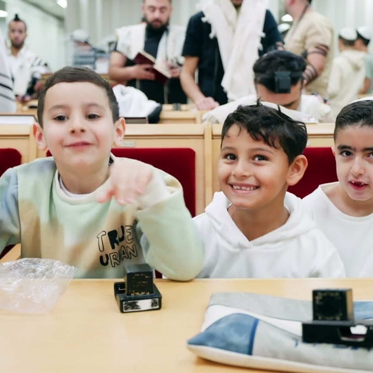 נעם חוגג בר מצווה