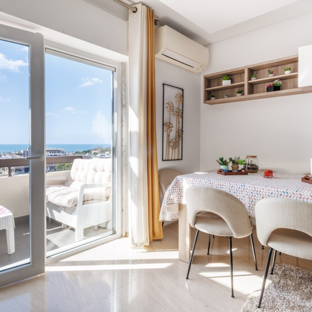 Reviews. Photographer in Lisbon Elena Lialina