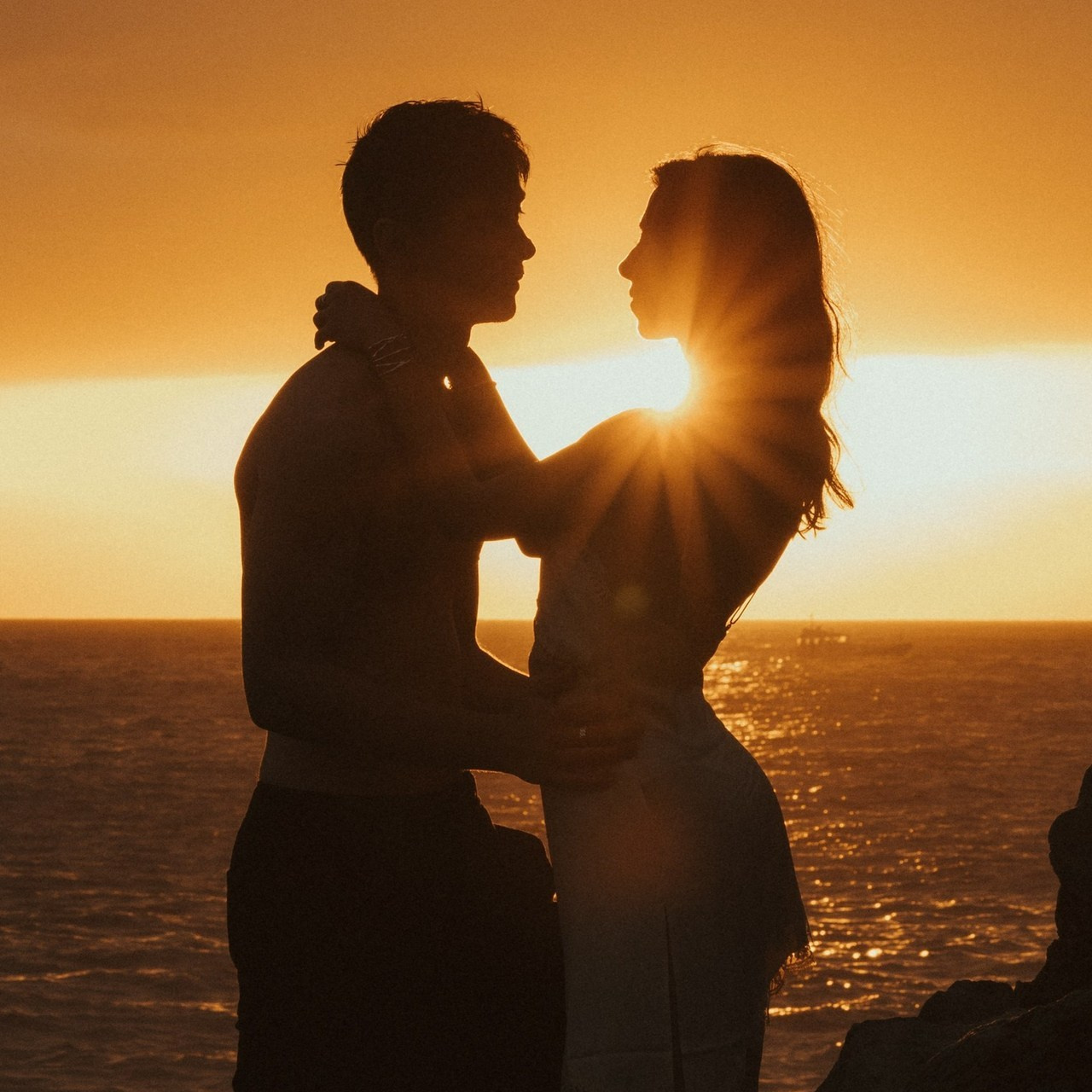 Madeira photographer for couples, proposals, elopements & weddings | Tatiana