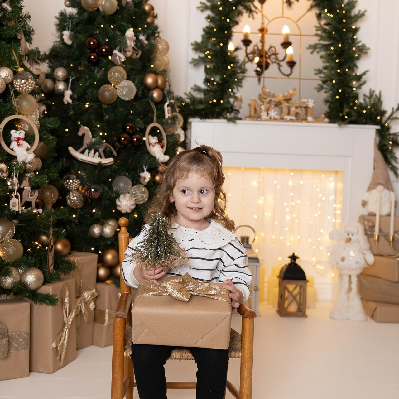 CONTACT. Florica Ghiriti - photographer in Paris