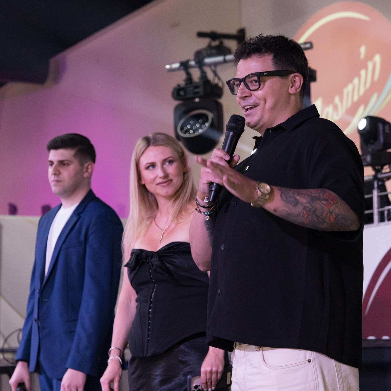KUNDENSTIMMEN. Eventfotograf, Businessfotograf & Reportagefotograf in Baden-Württemberg, am Bodensee und in der Schweiz | Pavel Eifert