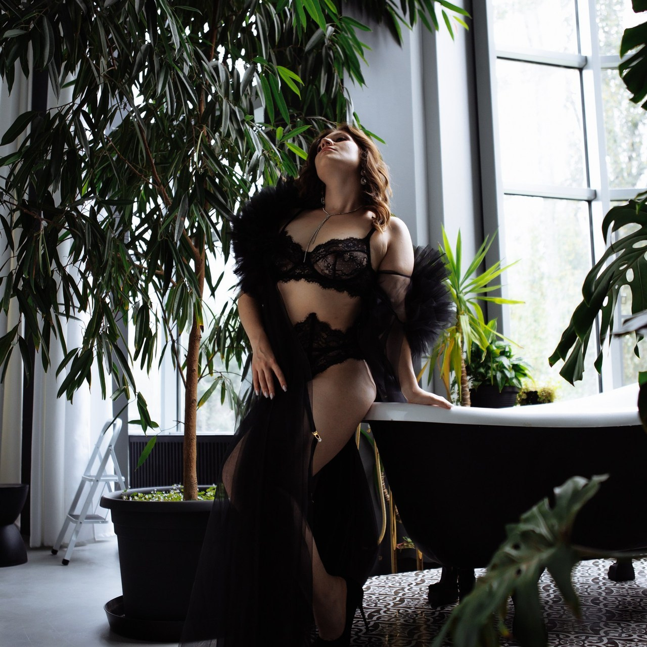 Отзывы. Женский сексуальный фотограф в Анталии, Турции Надин Оздемир