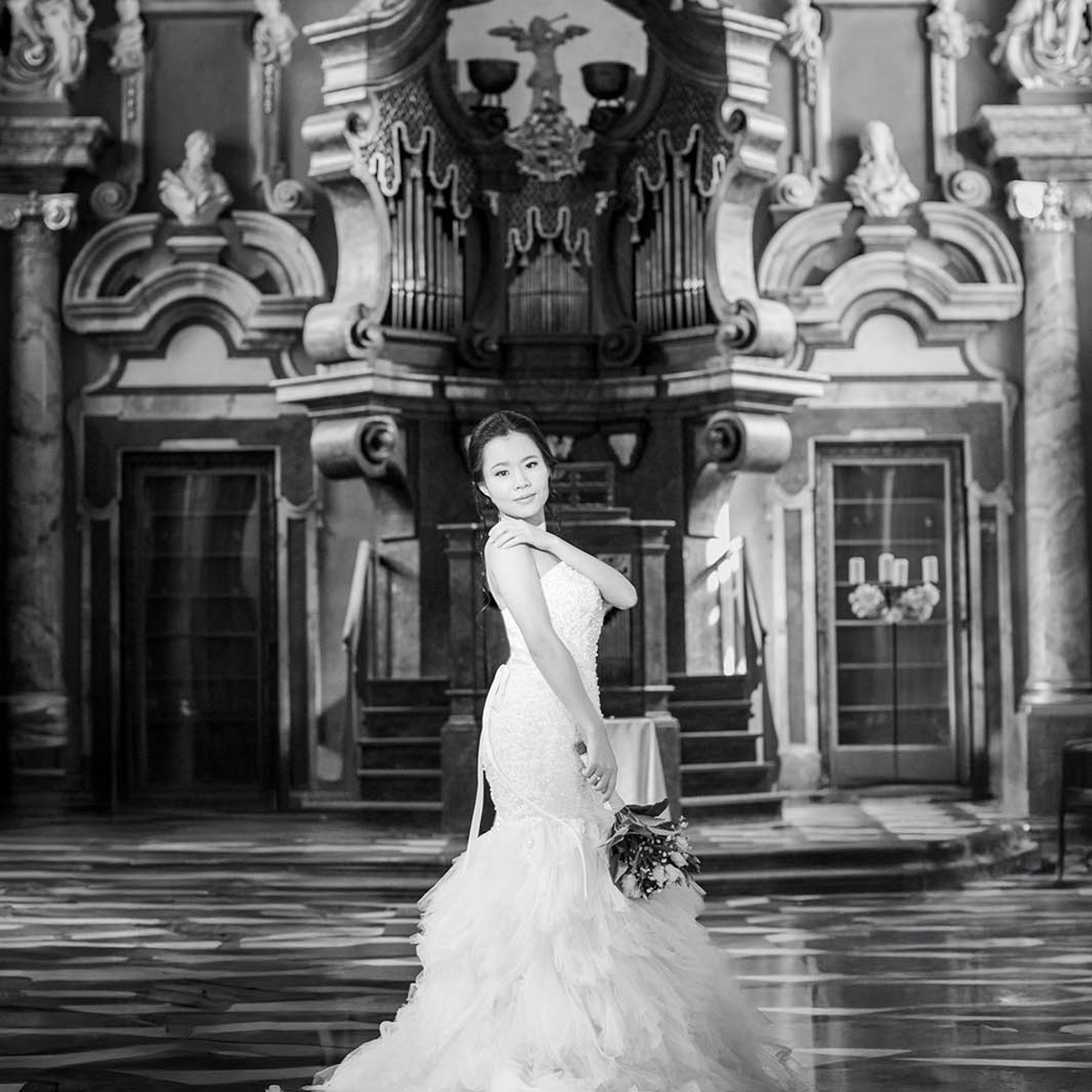 The Klementinum — Dramatic & Elegant Weddings