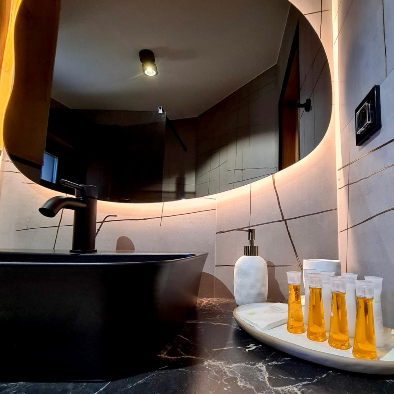 Amumi 1 – Proiect Design Interior Modern. IONESCU ELENA