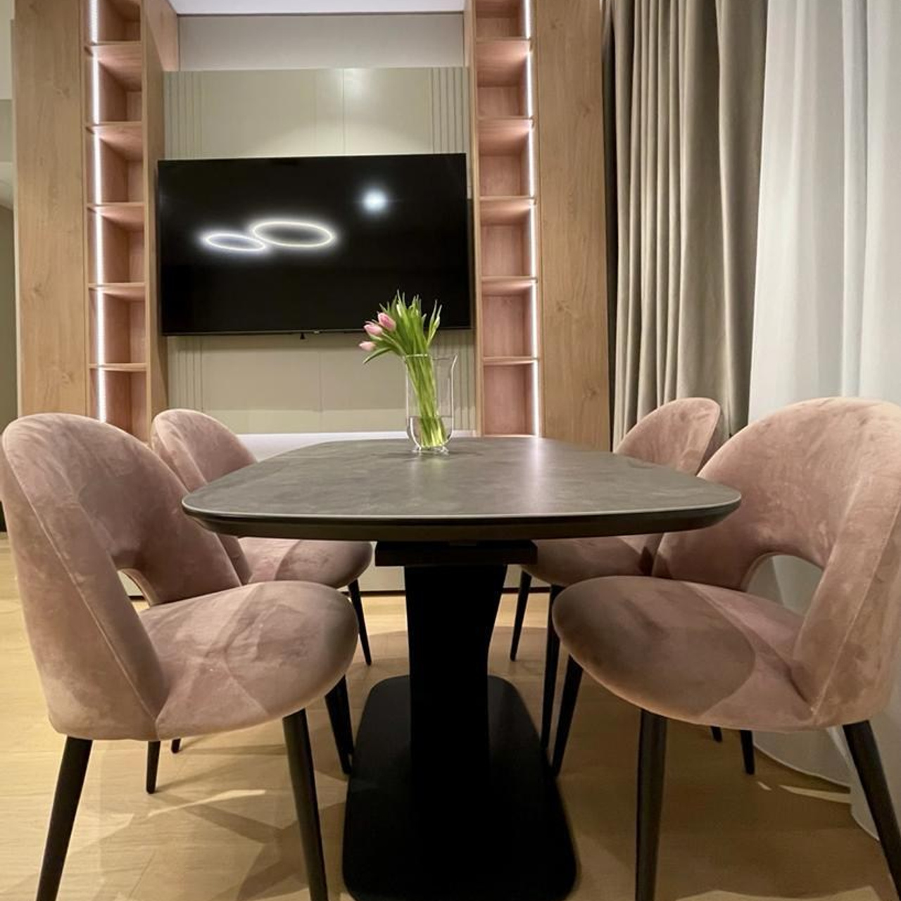 The Helen – Proiect Design Interior Unic. IONESCU ELENA