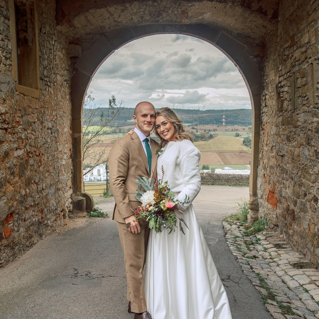 Bewertungen von professionalem Fotograf Odenwald. Fotograf für Hochzeits- und Familienfotos in Buchen (Odenwald) Mosbach