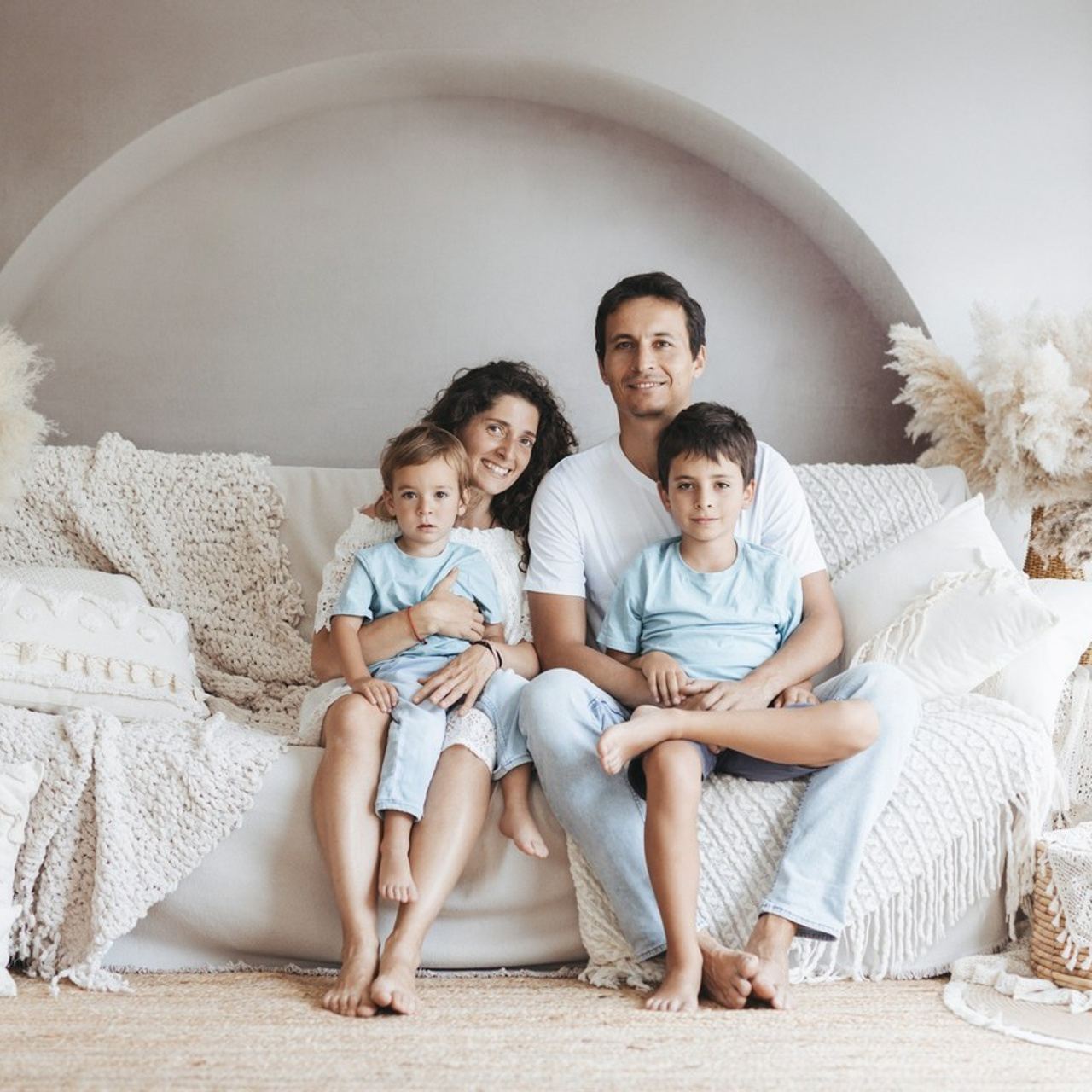 Feedback. Newborn, kids, family photographer based near Zurich, Switzerland