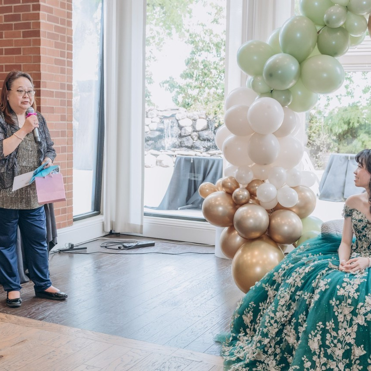 Reviews. Family and children’s lifestyle photographer Elena Tumanova