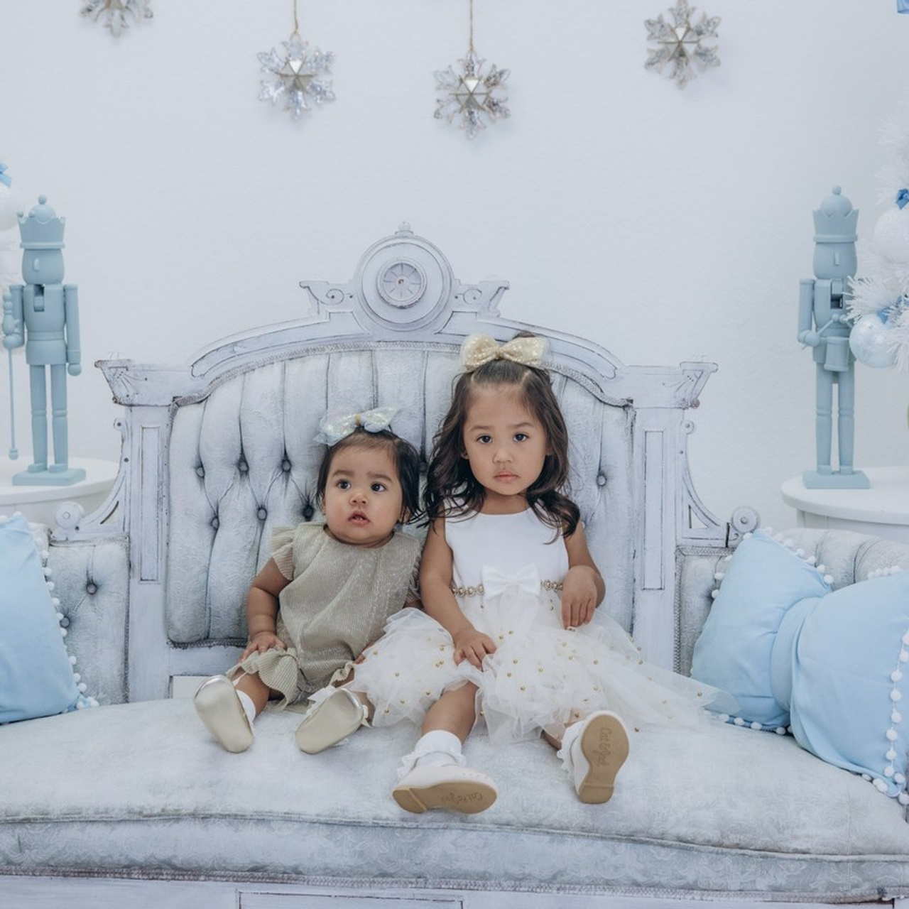 Reviews. Family and children’s lifestyle photographer Elena Tumanova