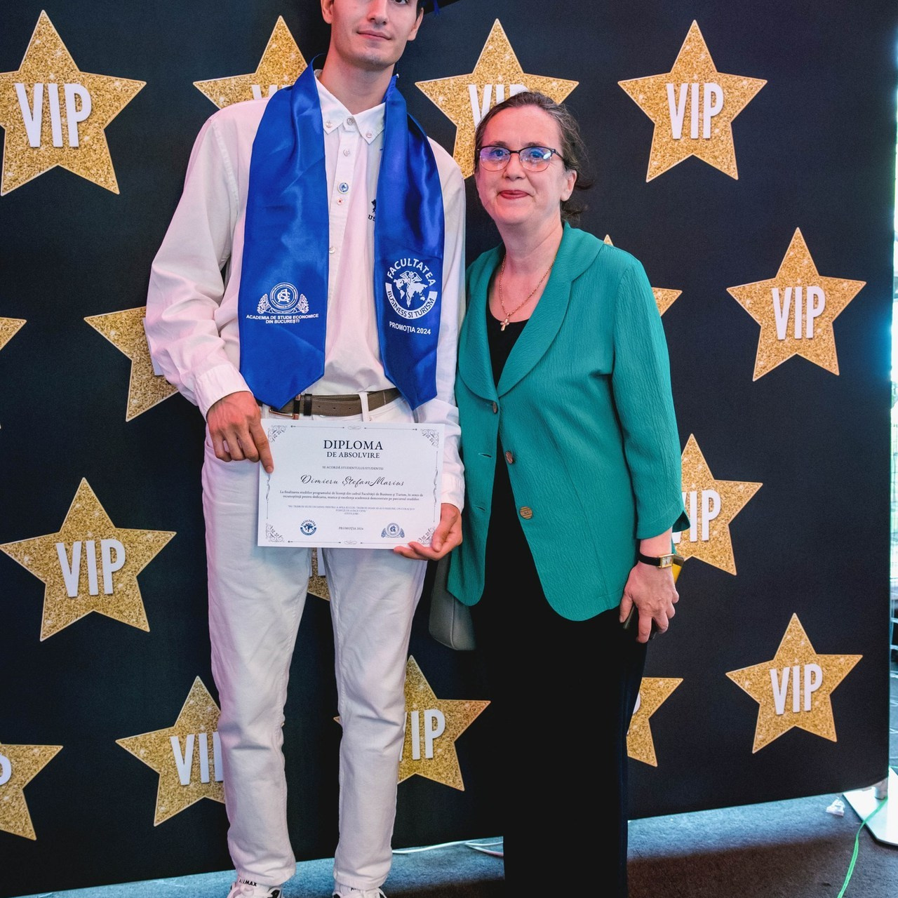 Citiți recenziile clienților mei și descoperiți MdimaFotoStudio. MDimaFotoStudio. Fotograf de nuntă, evenimente private și de familie