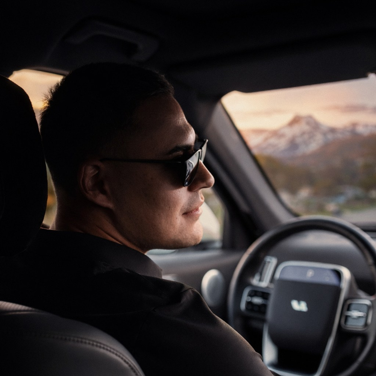 Отзывы. Аяна Крапивкина — профессиональная ретушь и AI-визуал