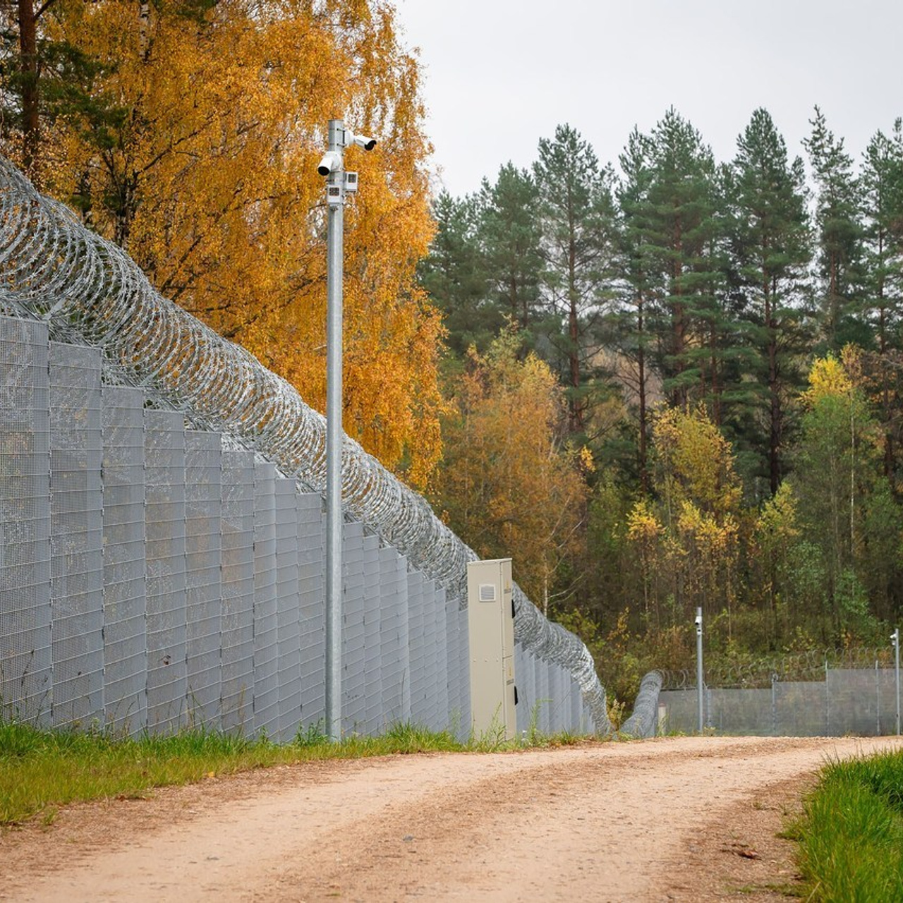 Atsauksmes. Fotogrāfs Romualds Rubenis un Artemijs Stašāns