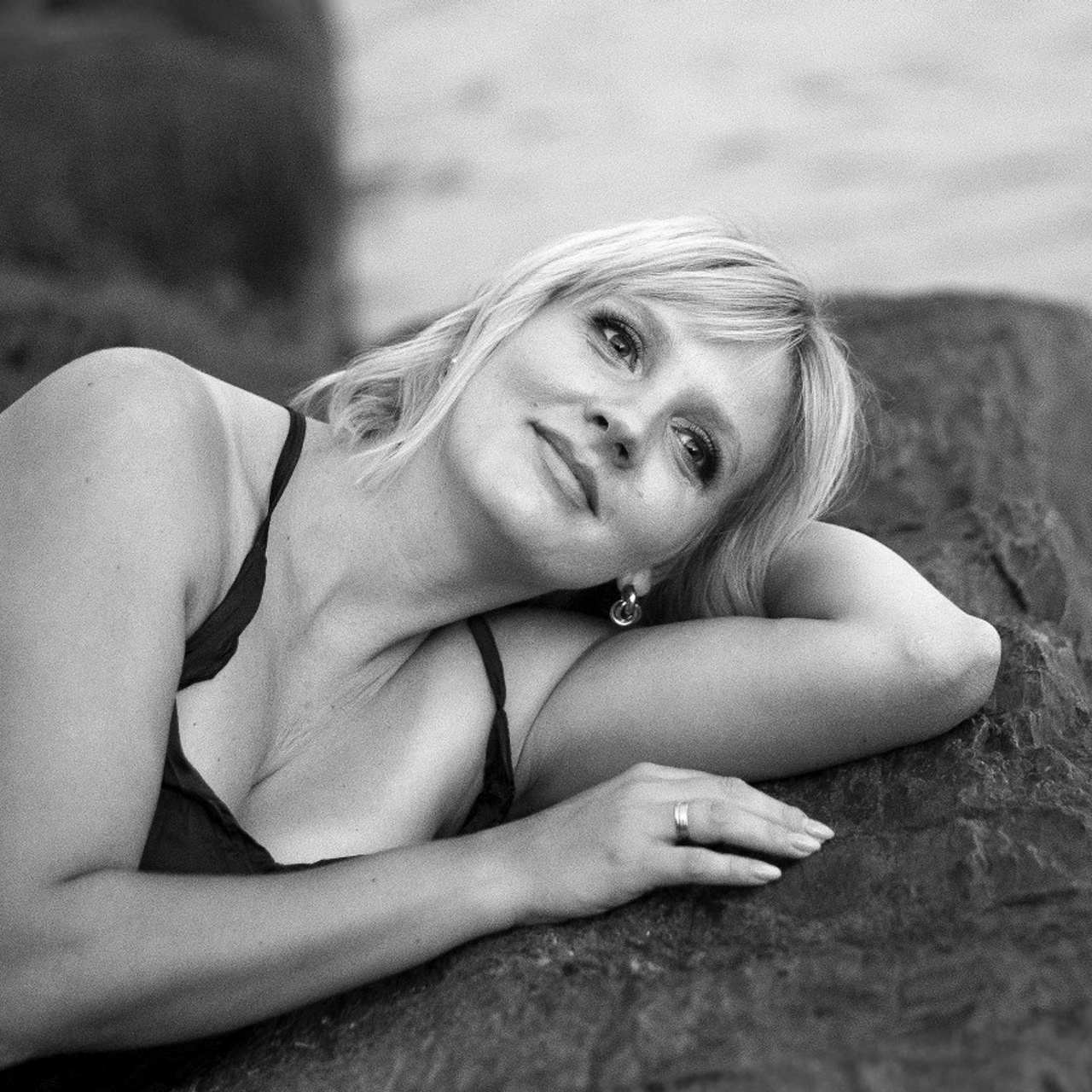 RECENSIONI. Fotografa a Genova, Italia. Yuliya Hadunova