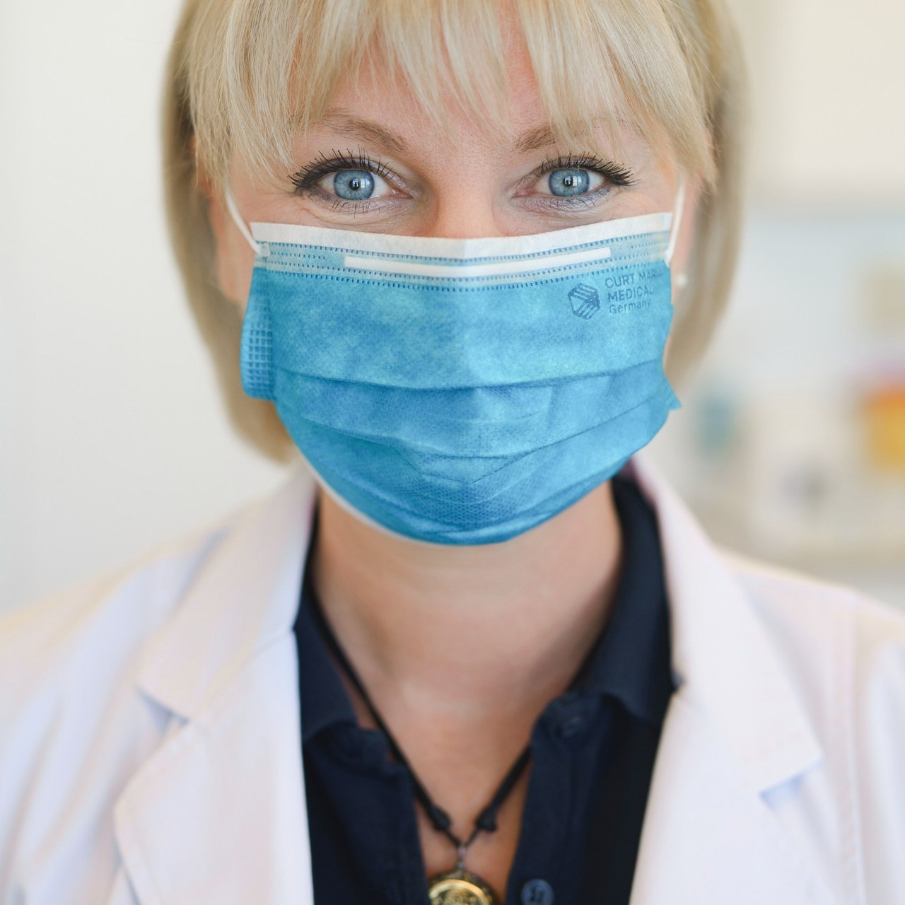 Rezensionen. Nadine Brecht