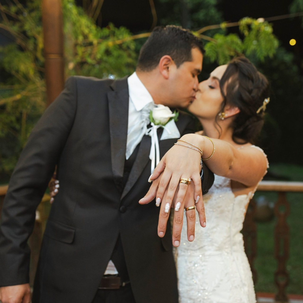 Fotografía de bodas, clientes de cuenca Ecuador. Fotografía y video para bodas y  Familiares en Cuenca - Ecuador, Alex Coello