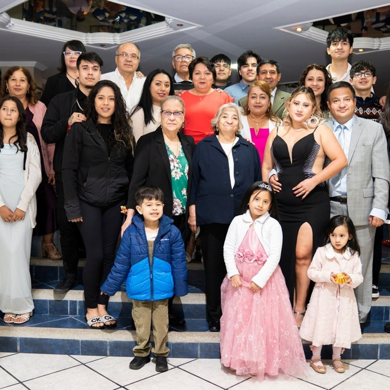 Fotografía de bodas, clientes de cuenca Ecuador. Fotografía y video para bodas y  Familiares en Cuenca - Ecuador, Alex Coello