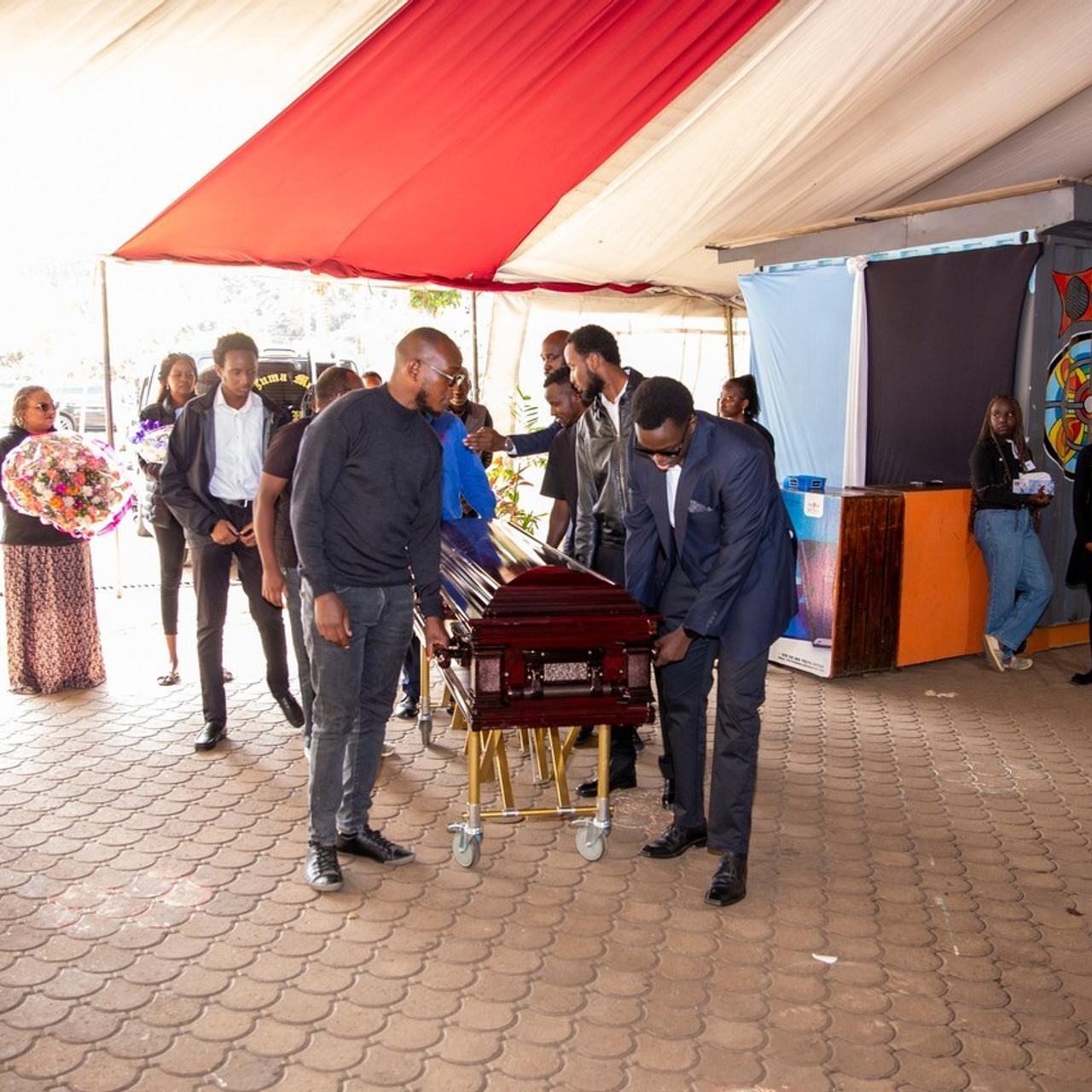 Reviews. An events, real estate and wedding photographer from Kenya