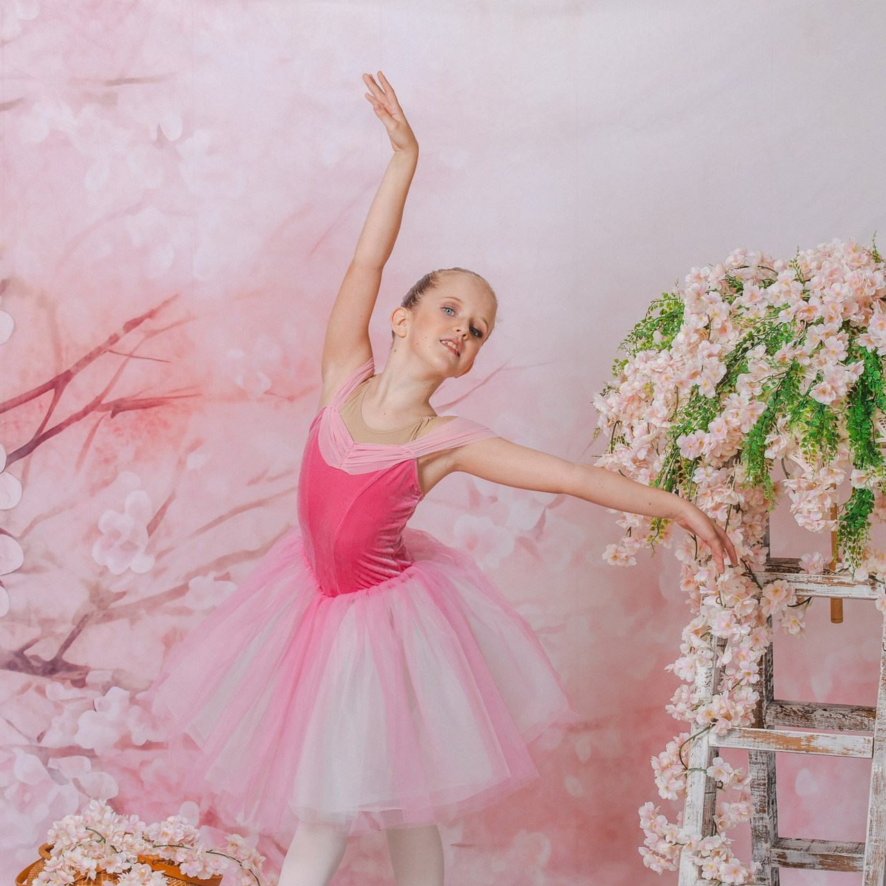 Reviews. Elena Kukhareva