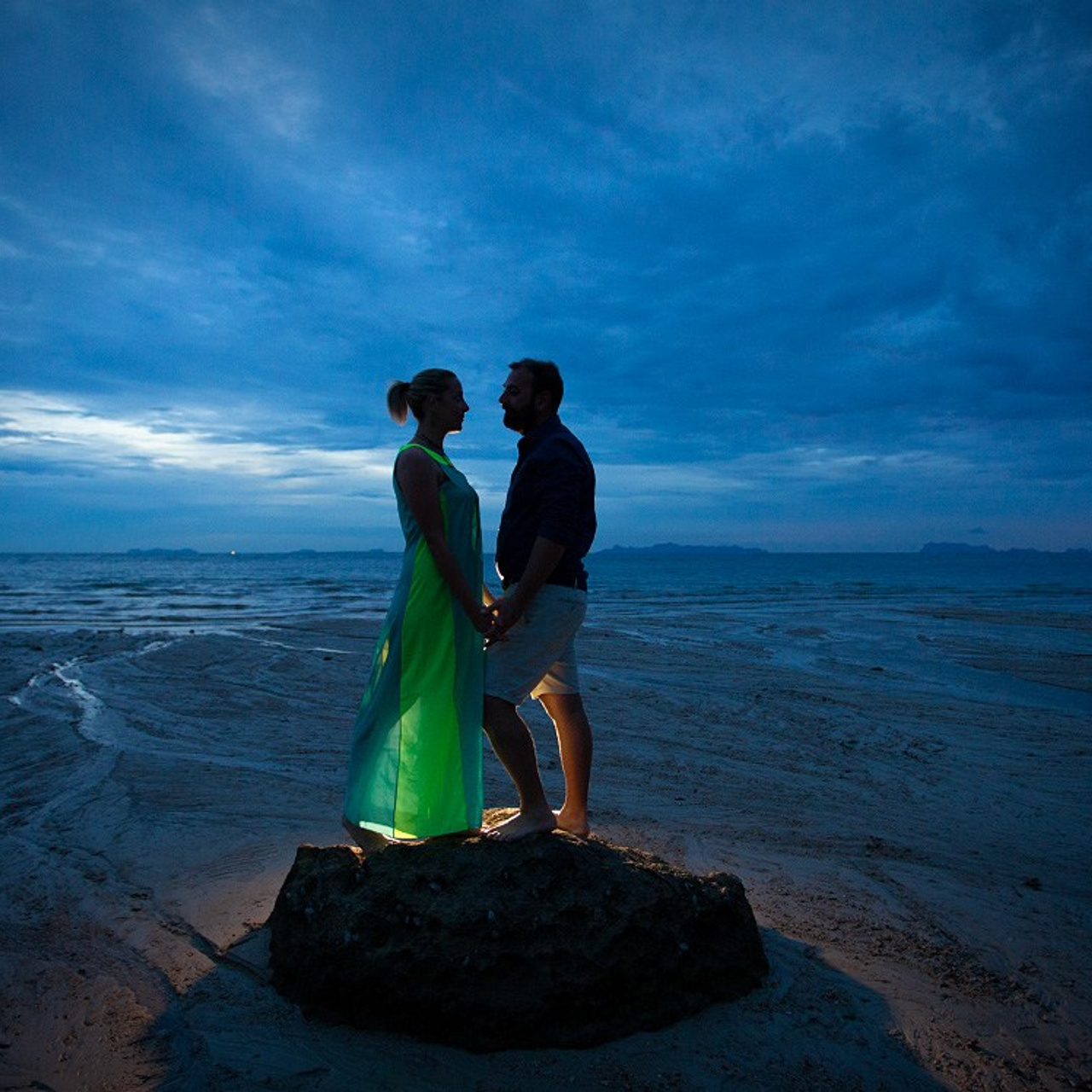 Photo. Romantic proposal on Koh Samui, Thailand
