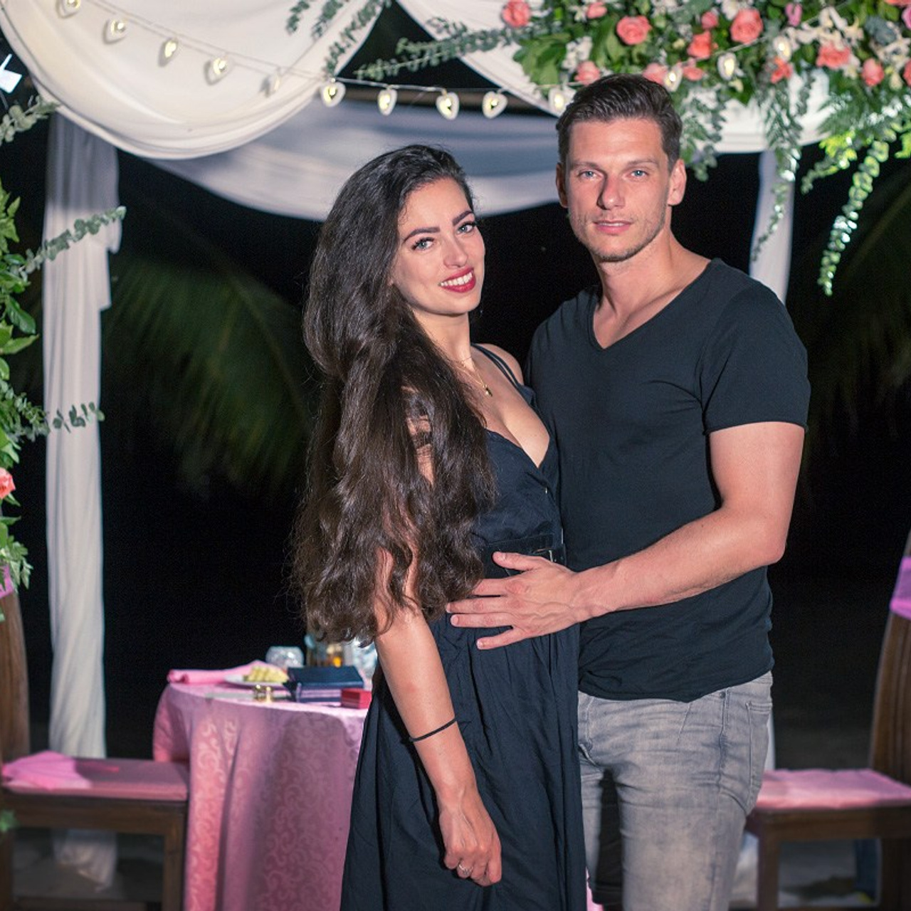 Photo. Romantic proposal on Koh Samui, Thailand