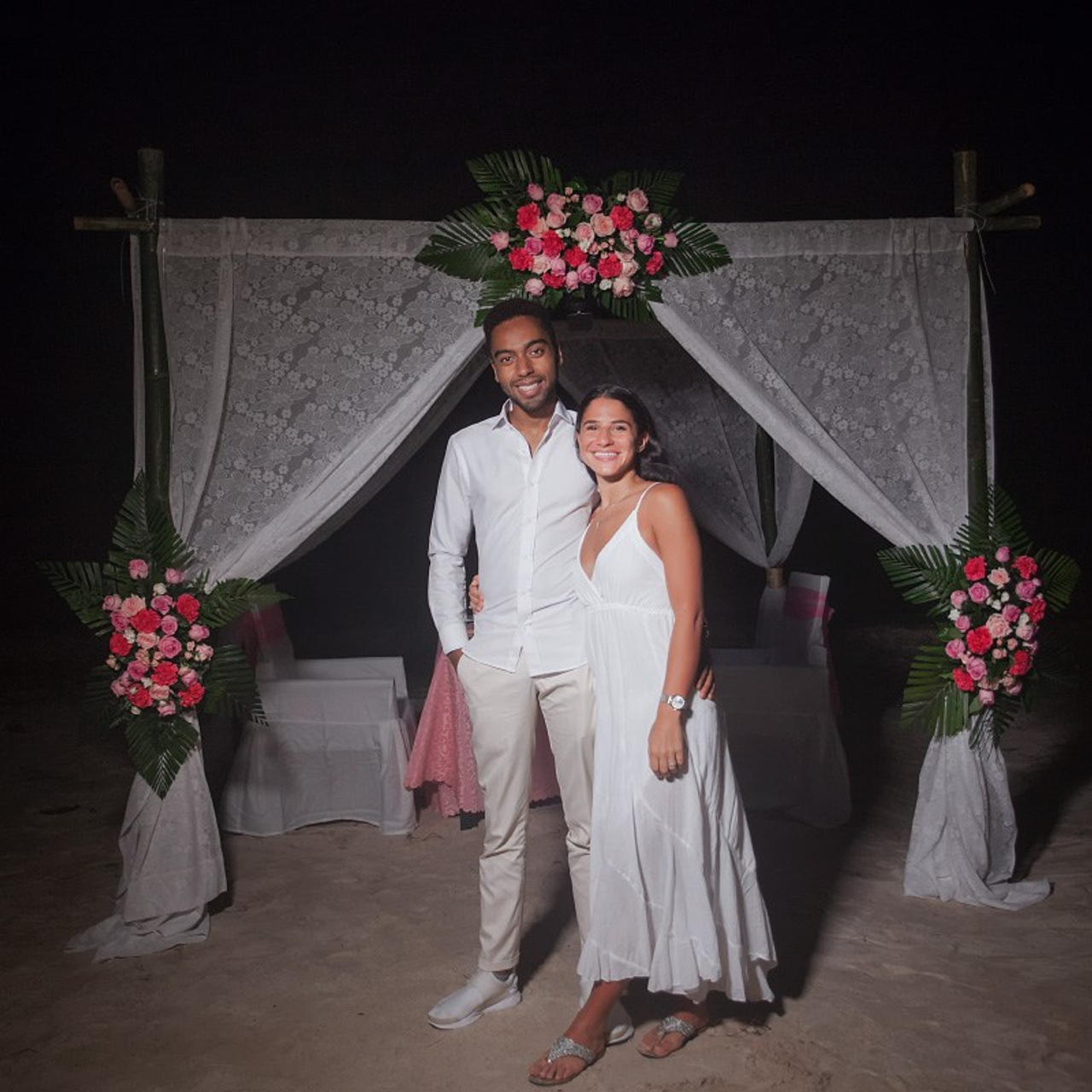Photo. Romantic proposal on Koh Samui, Thailand