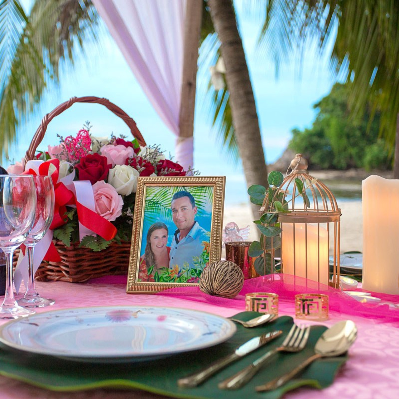 Photo. Romantic proposal on Koh Samui, Thailand