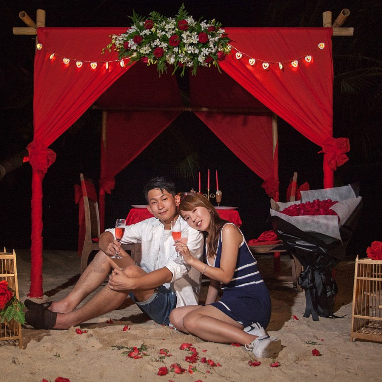 Photo. Romantic proposal on Koh Samui, Thailand