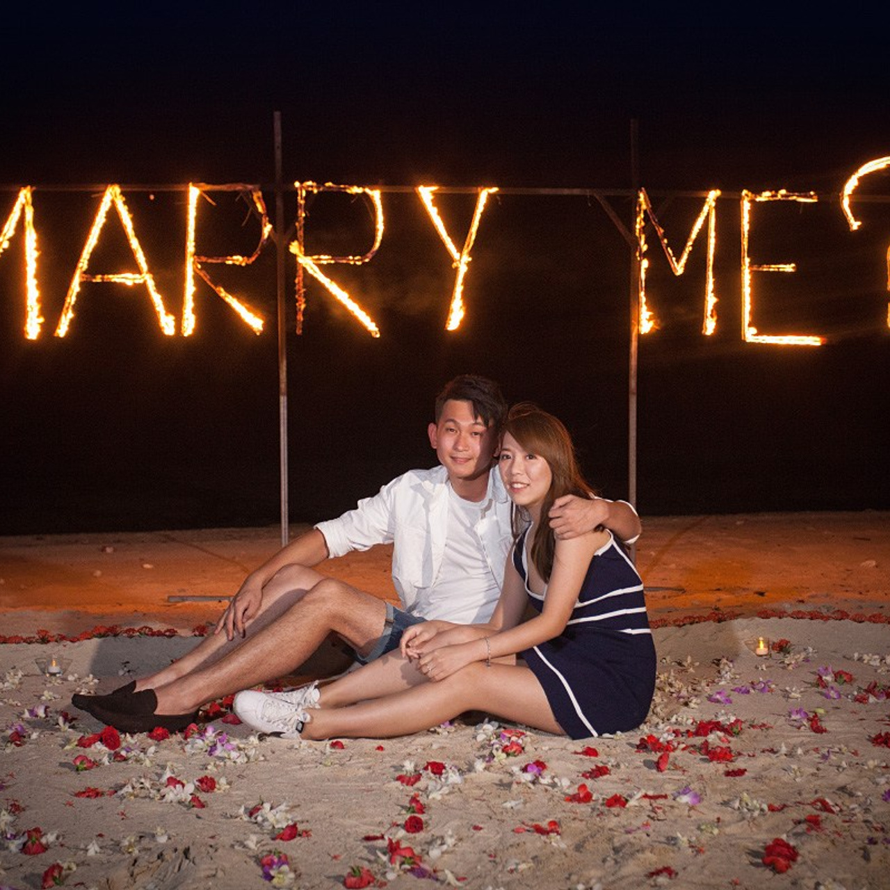 Photo. Romantic proposal on Koh Samui, Thailand