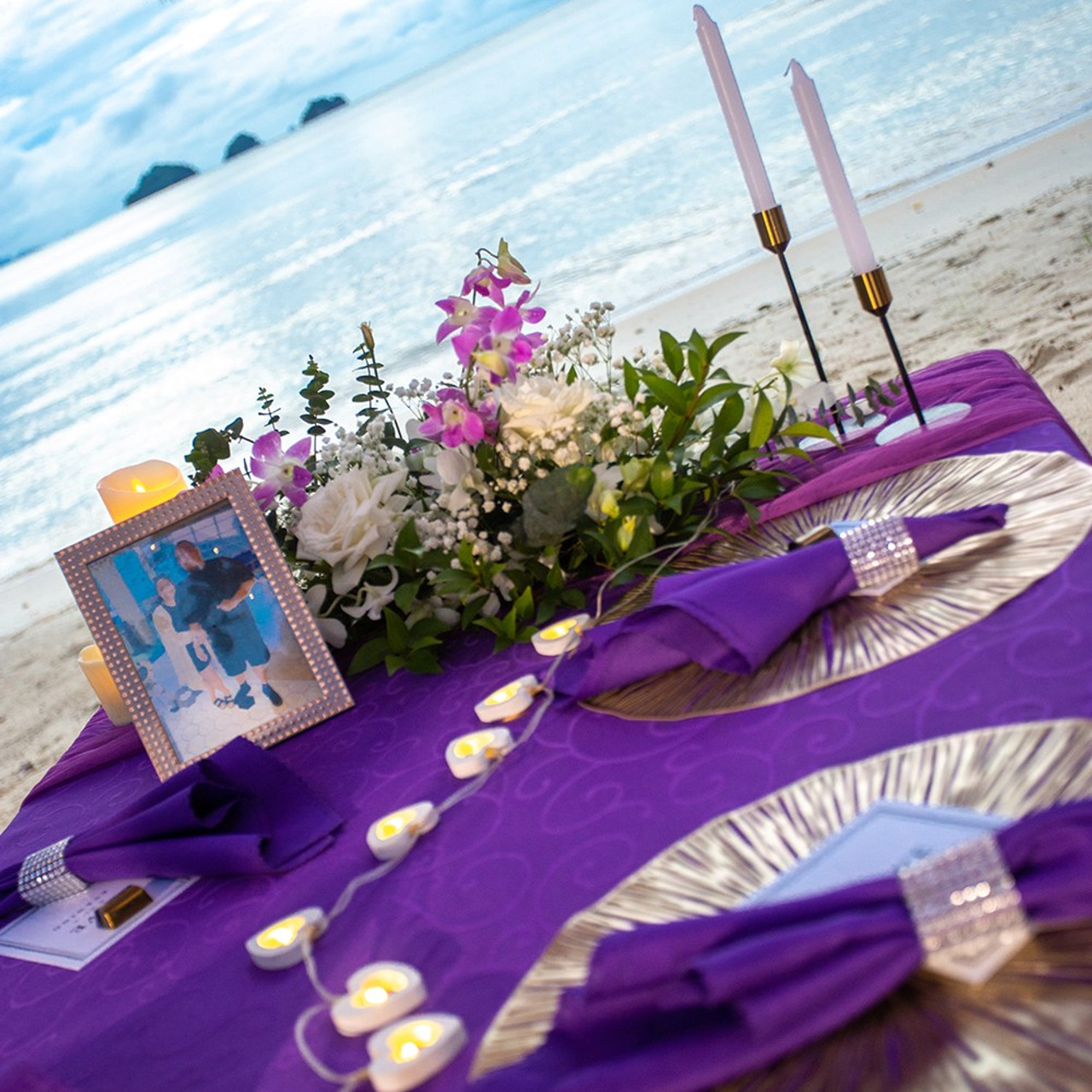Photo. Romantic proposal on Koh Samui, Thailand