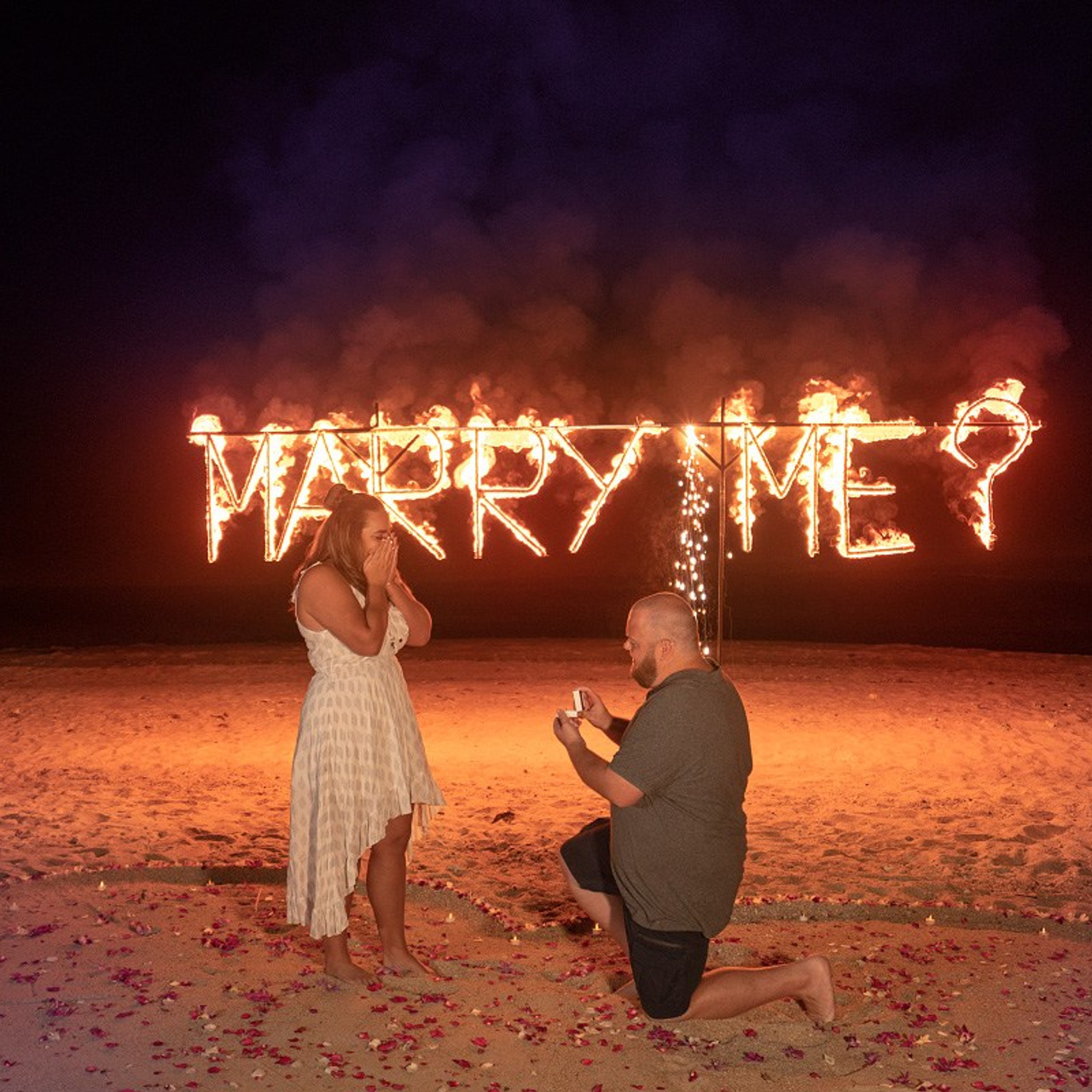 Photo. Romantic proposal on Koh Samui, Thailand