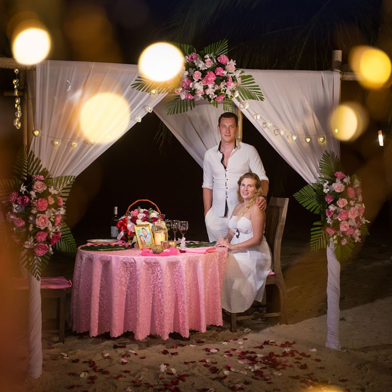 Photo. Romantic proposal on Koh Samui, Thailand