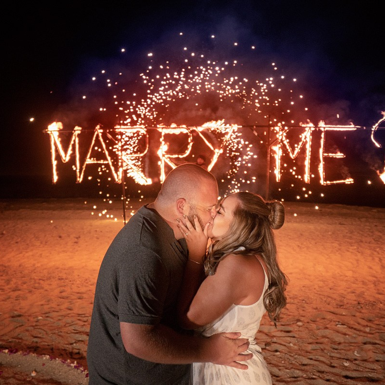 Photo. Romantic proposal on Koh Samui, Thailand