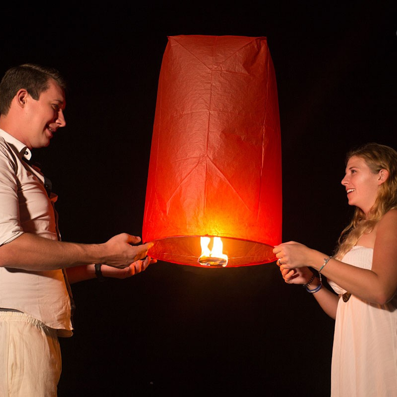 Photo. Romantic proposal on Koh Samui, Thailand