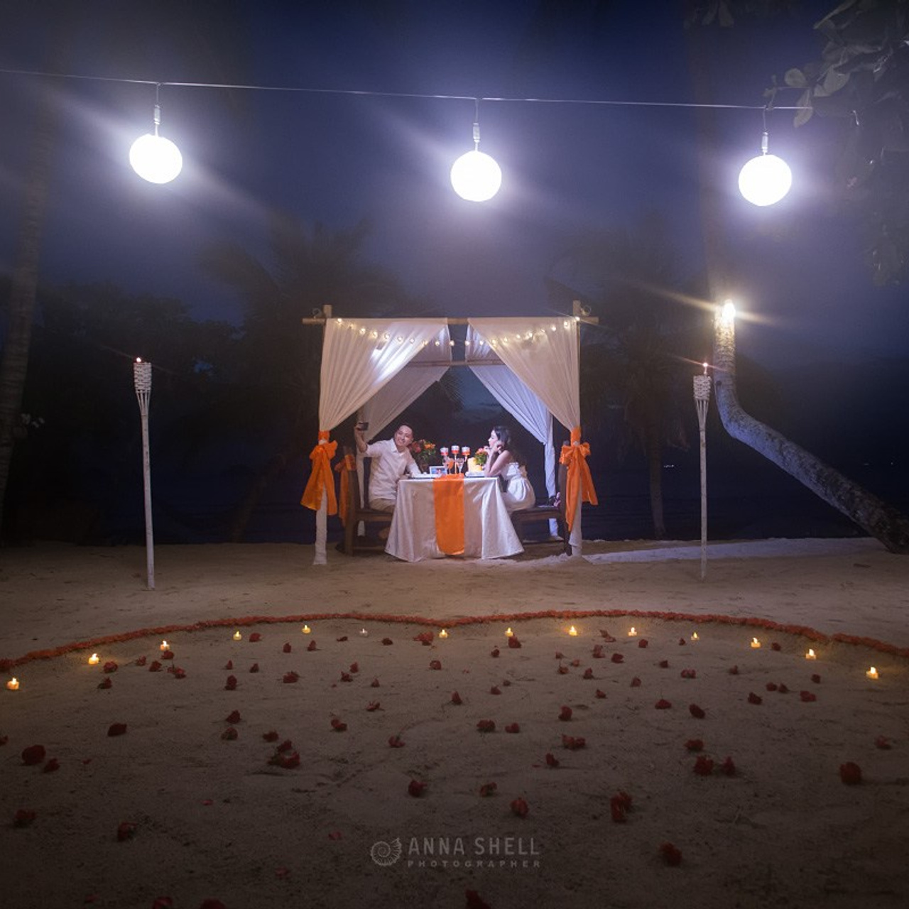 Photo. Romantic proposal on Koh Samui, Thailand
