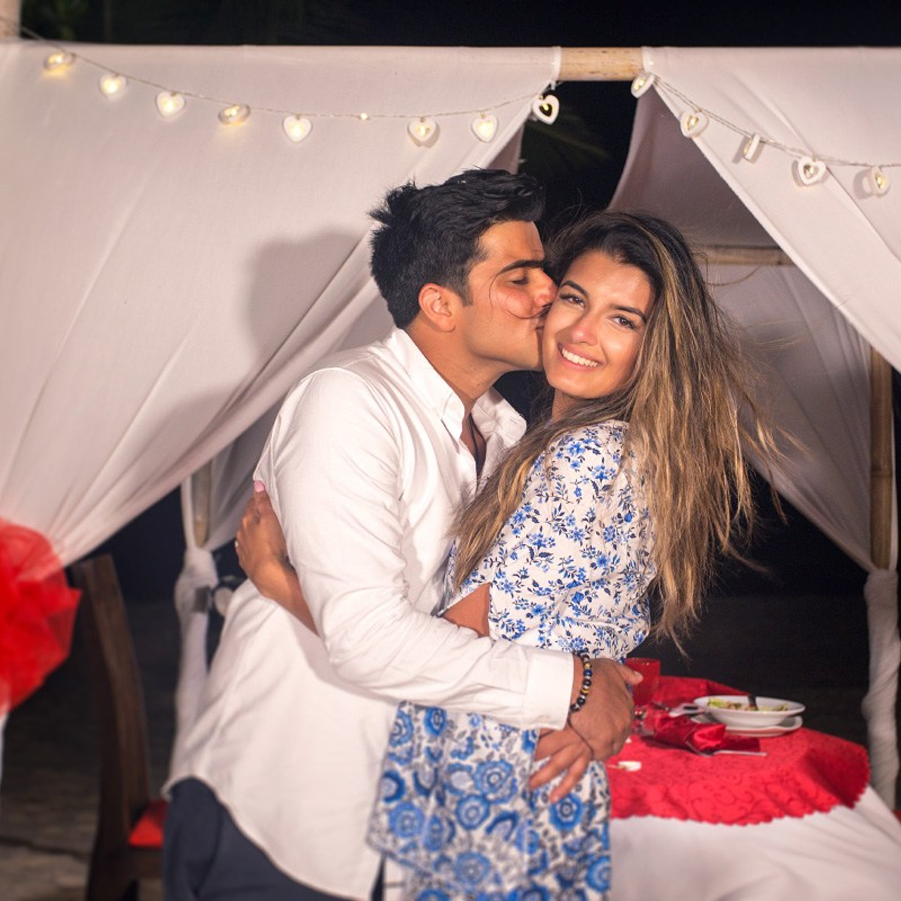 Photo. Romantic proposal on Koh Samui, Thailand