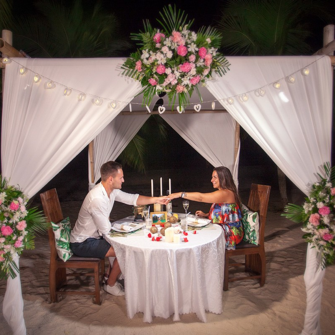 Photo. Romantic proposal on Koh Samui, Thailand