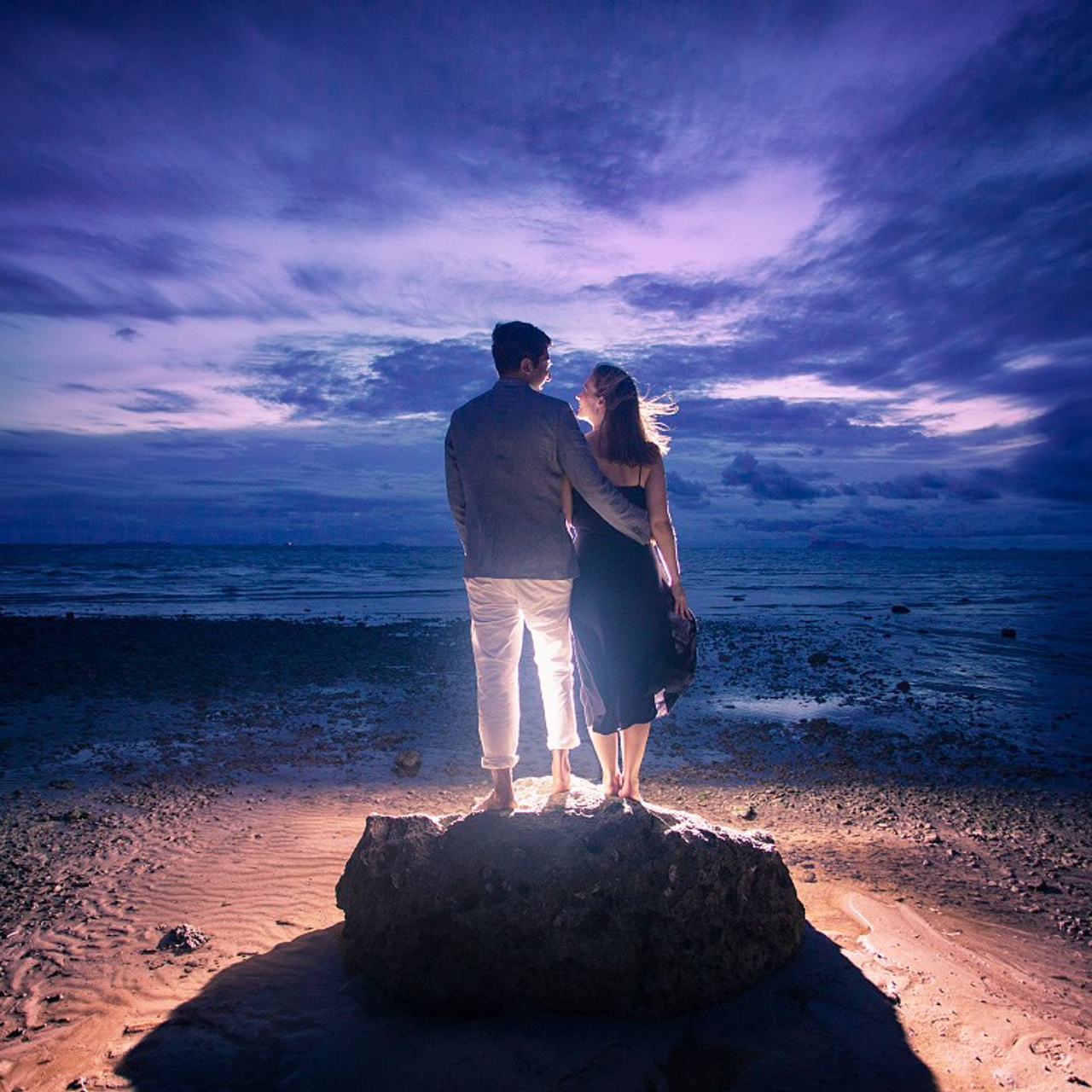 Photo. Romantic proposal on Koh Samui, Thailand