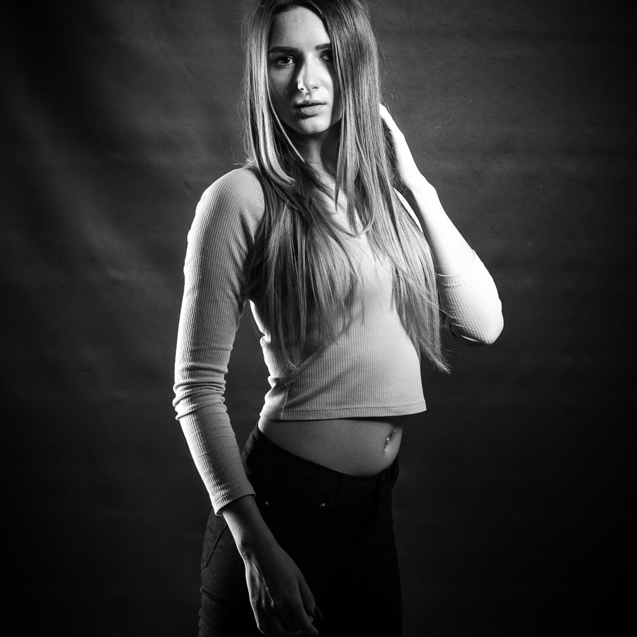 Sesje testowe dla modeli w Poznaniu | profesjonalna fotografia modelingowa. Stanislau Krasovski – Fotografia artystyczna i kreatywne sesje w Poznaniu