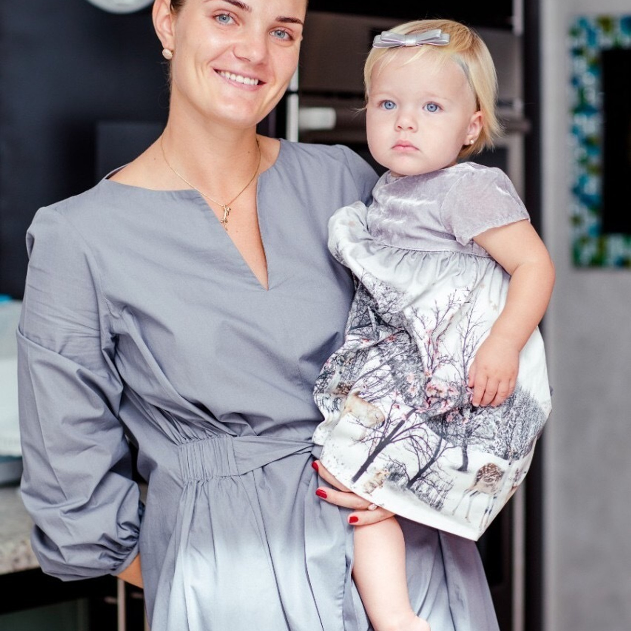 Reviews. Elena Kukhareva