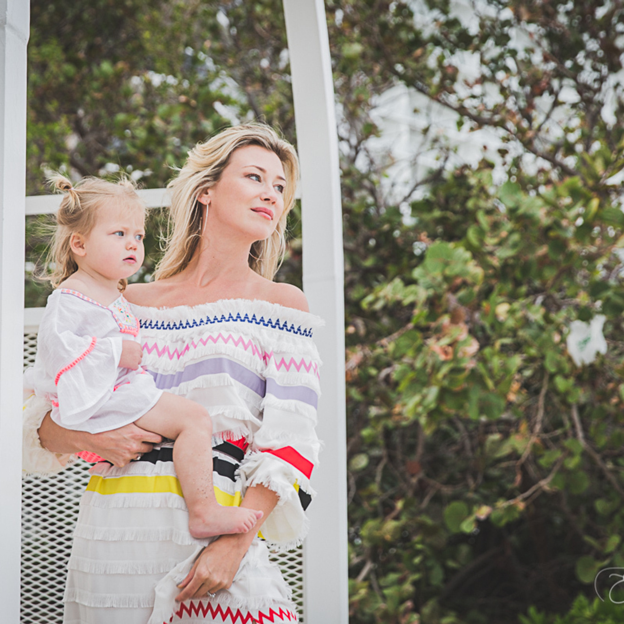 Reviews. Elena Kukhareva