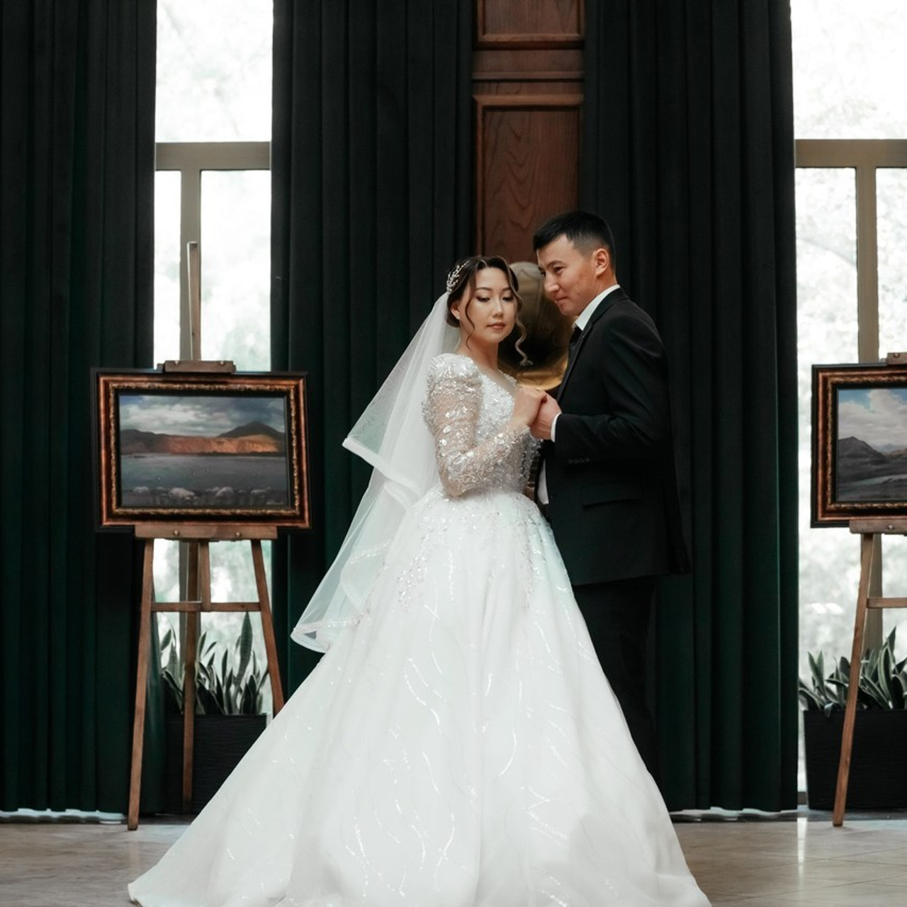 Отзывы. Свадебный LOVE STORY Семейный фотограф в Бишкеке Тилек Жантаев