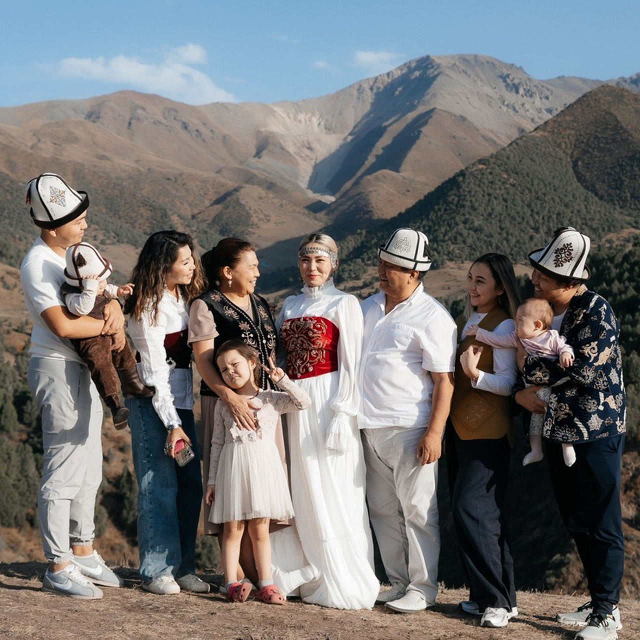 Отзывы. Свадебный LOVE STORY Семейный фотограф в Бишкеке Тилек Жантаев