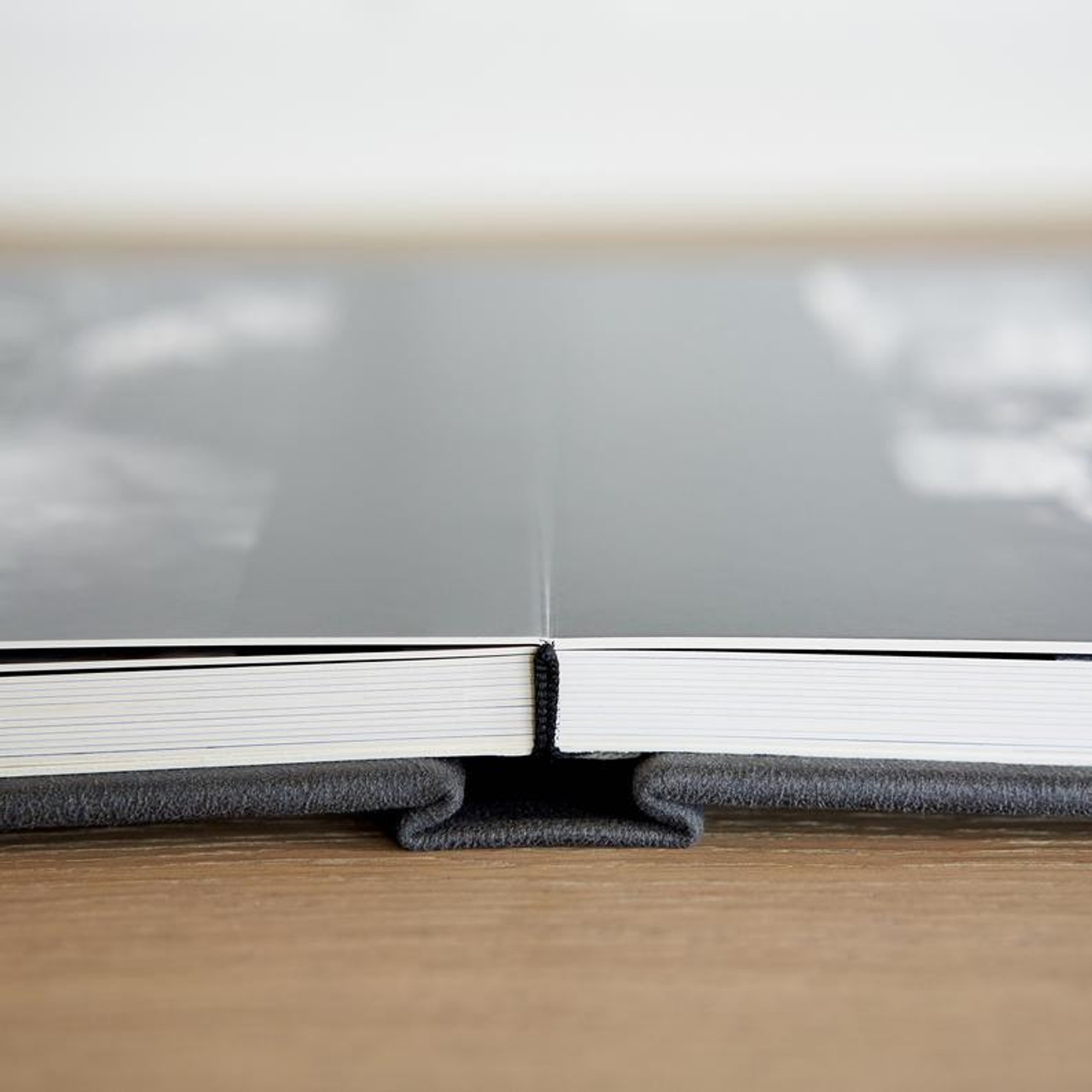 Īsta kāzu ģimenes fotogrāmata - roku darbs