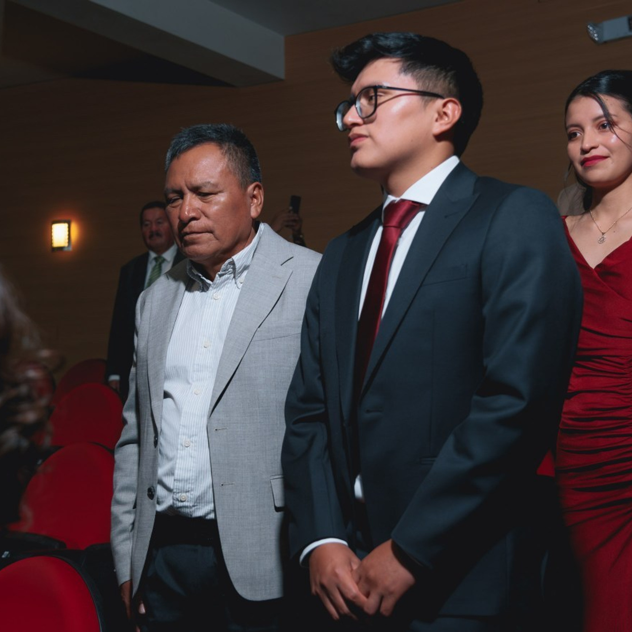 Testimonios. Principal