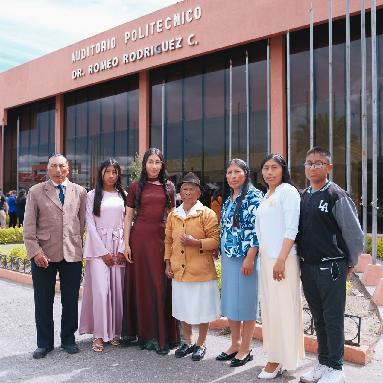 Testimonios. Principal