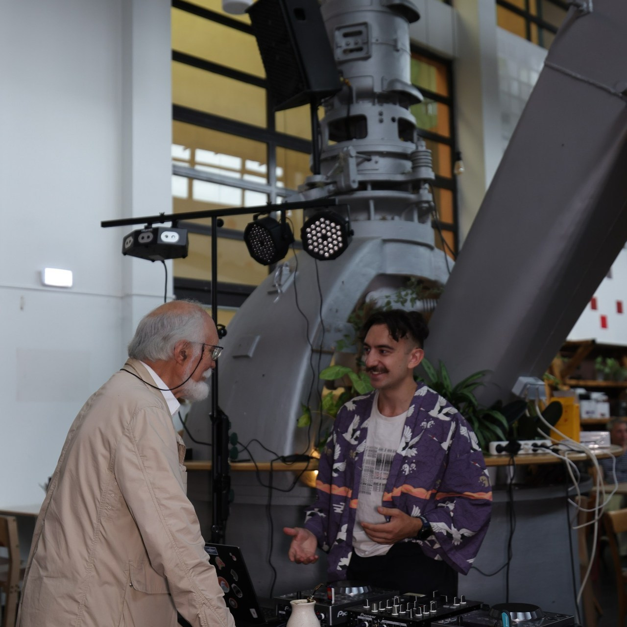 Customer reviews. Director — Photo & Video Paris