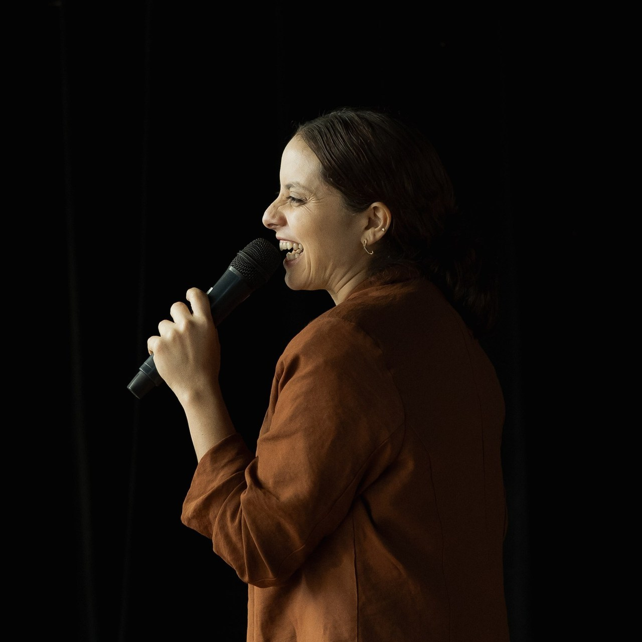 Sentiram. Lembrar não é só ver. É sentir de novo