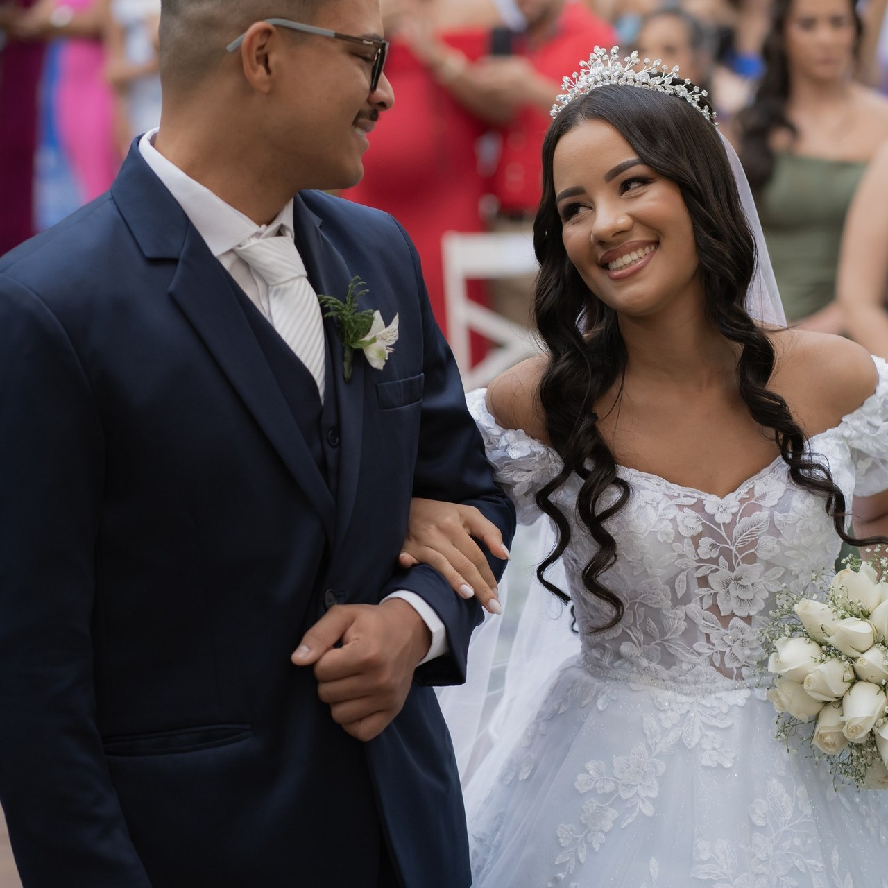 Sentiram. Lembrar não é só ver. É sentir de novo